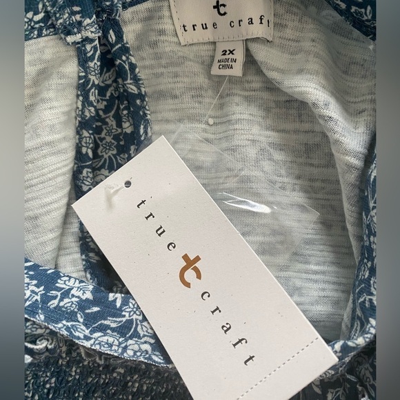 True Craft Women's Plus Size Sleeveless Smocked Knit Tunic Tank NWT Size 2X - Picture 6 of 7